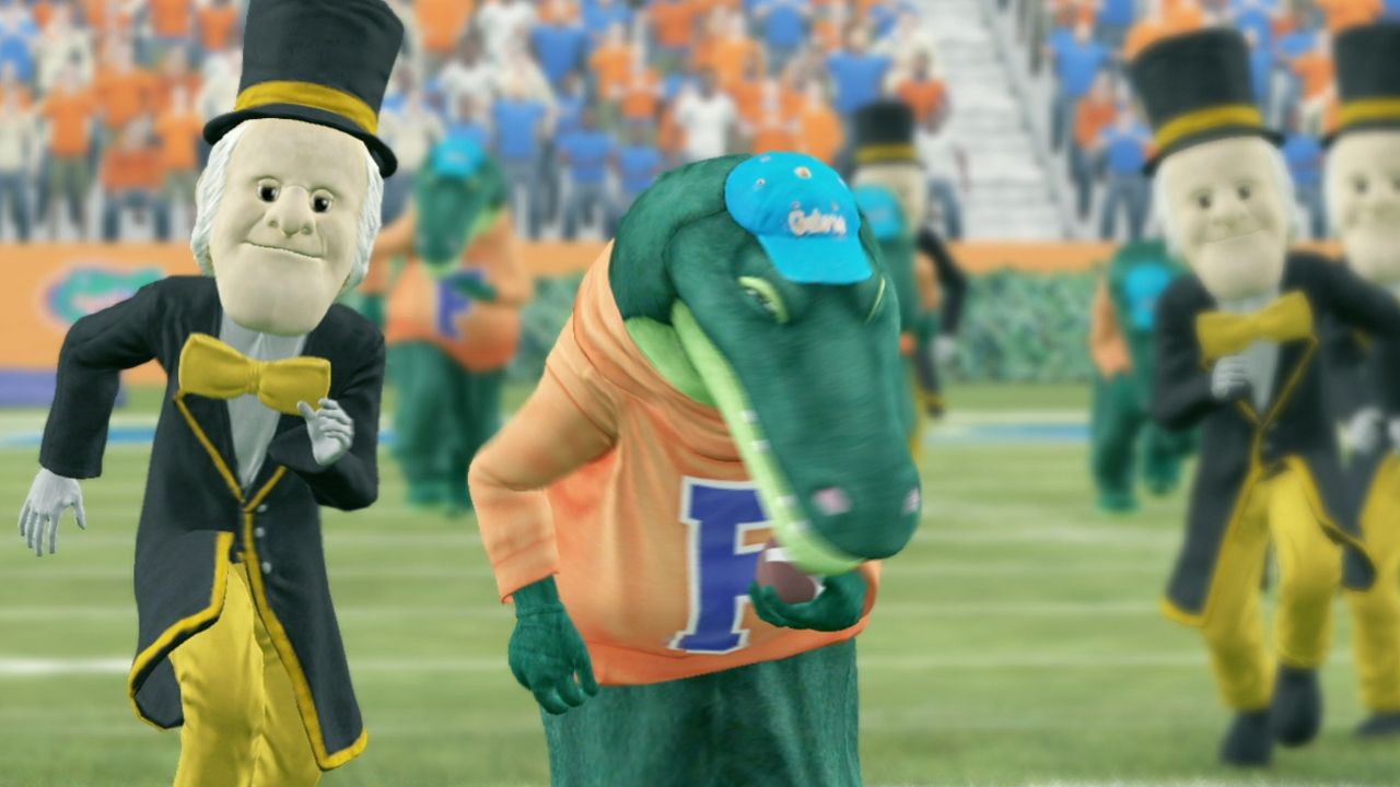 NCAA Football 13
